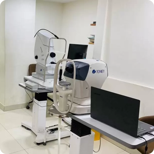 Mahatma Gandhi Road, Indore_600x600_1