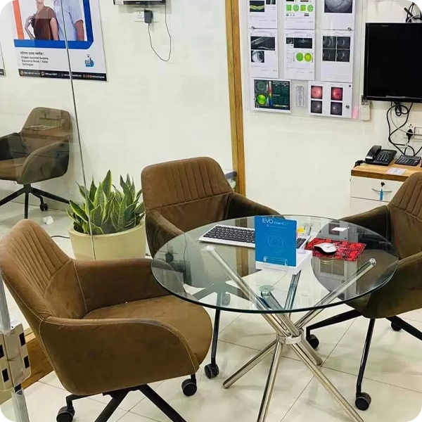 Mahatma Gandhi Road, Indore_600x600_2